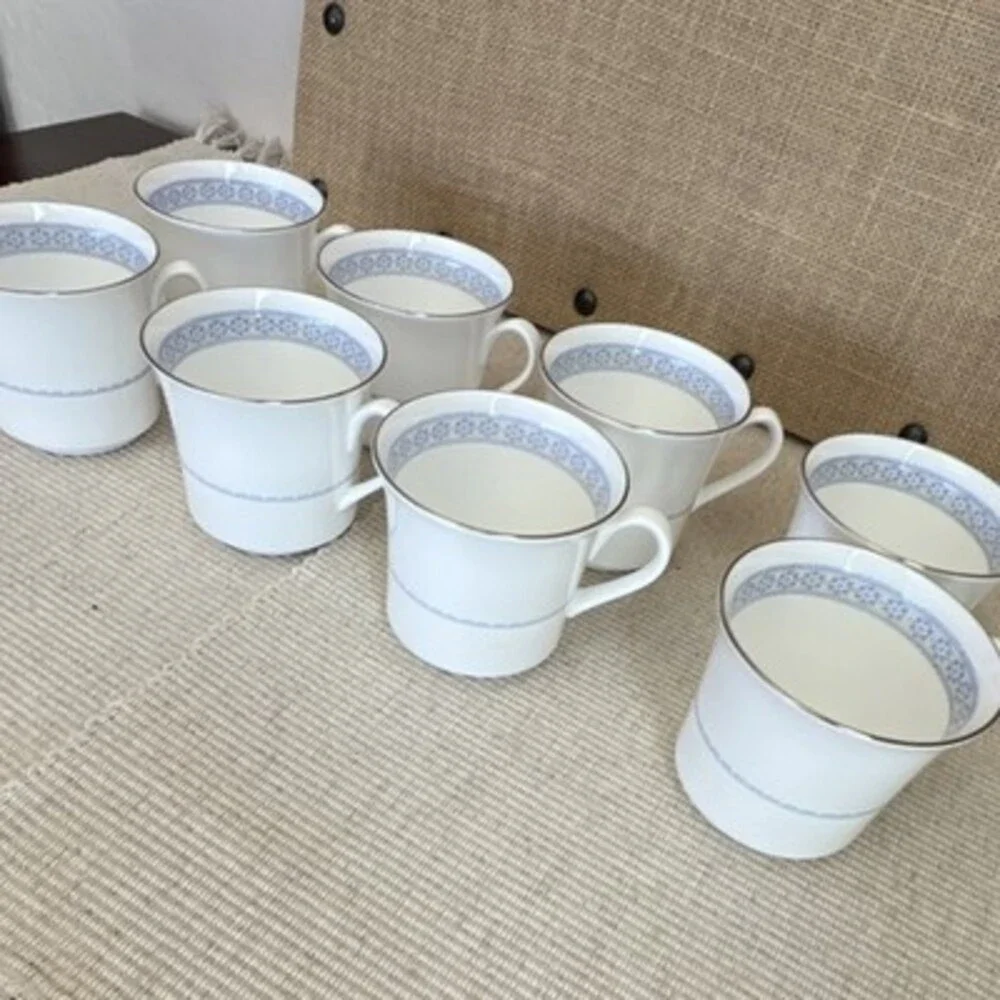 Royal Worcester Chelsea Bone China Coffee Cups Set of 8 Blue Floral Vintage 1971